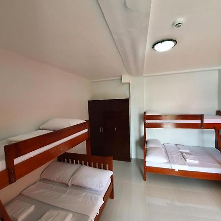 Хостел Lufian Dormitel Dumaguete City Экстерьер фото
