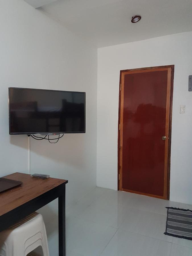 Хостел Lufian Dormitel Dumaguete City Экстерьер фото