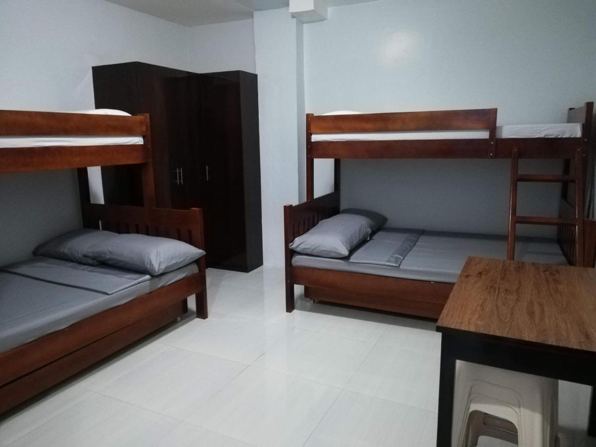Хостел Lufian Dormitel Dumaguete City Экстерьер фото